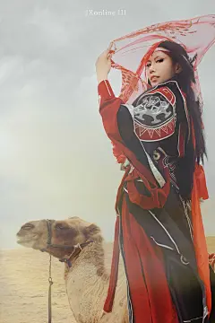 -席珍-的微博_微博[劍三舊圖]-惡人花:席珍/拍攝:@佛手千灯 /服裝:@偶與衣_wen -在劍三還沒出駱駝座騎之前,去沙漠拍了花哥和他的駱駝座騎[心]請叫我先知花哥哥@A@/+(閃亮)&lt;-白痴..舊圖重發的重點是最後一張,知道我多用力才讓照片中的駱駝勉強看起來跟花哥感情好一點(它拼命掙扎+呸我口水[lt蛋疼]),外景的幕後多是痛苦的.. ​​​​