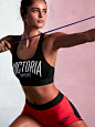71e334f62727c74a77f1d9cdca9f0f1f--taylor-marie-hill-sport-style
