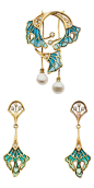 Diamond, Plique-a-Jour Enamel, Gold Jewelry Suite: 