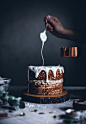 Cinnamon bun cake with lingonberries (Call me cupcake) : No matter how many delicious things I try, cinnamon buns will always be on the very top of my list. Definitely in top five at least. Possibly even top three. I’ve been toying with the idea of turnin