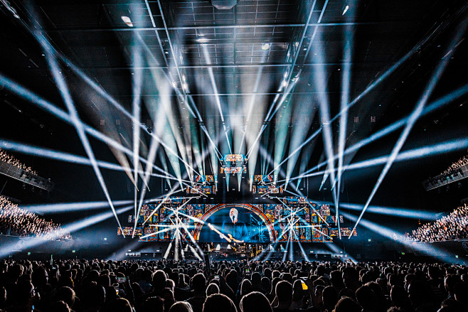 stagedesignshowdirectionandvideocontentblofstagedesigndirecting