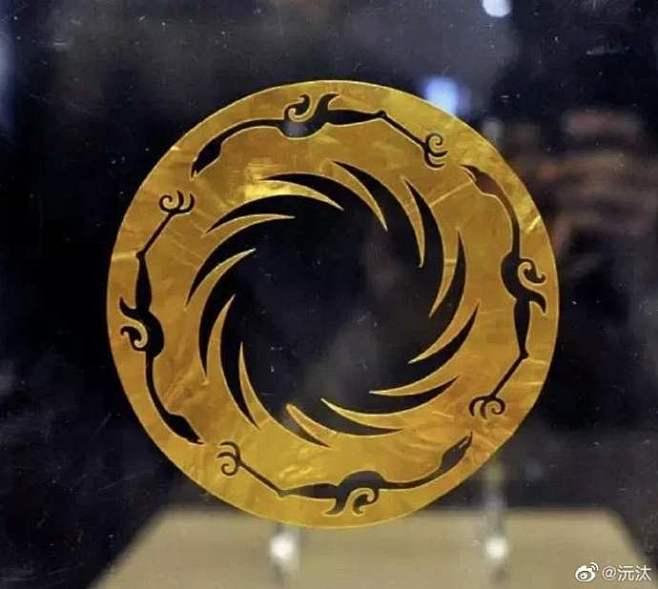 金沙太阳神鸟 #沅汰博物馆指南# 出土于四川成都金沙遗址。国家文物局公布采用的中华文化遗产标志。也是成都航空的标志。 太阳神鸟是商周时期的古 ...