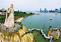 皓月园：位于鼓浪屿东部，座落在鼓浪屿东南，濒临鹭江。是一座郑成功纪念园，覆鼎岩海滨，占地二万平方米。