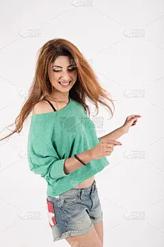 年轻漂亮的女孩