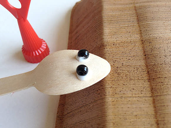 DIY Wooden Spoon Bug...