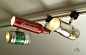 [【变废为宝】啤酒瓶射灯：Beer can Track light] 来自ZAL Creations的创意，啤酒瓶射灯（Beer can Track light），将玻璃或者金属易拉罐去掉瓶底，加上光源、透镜和支架，就变成了非常有感觉的射灯——你可以自己参照这个创意DIY一下，当然也可以直接购买成品，87美元一个，这里有售：etsy.com。