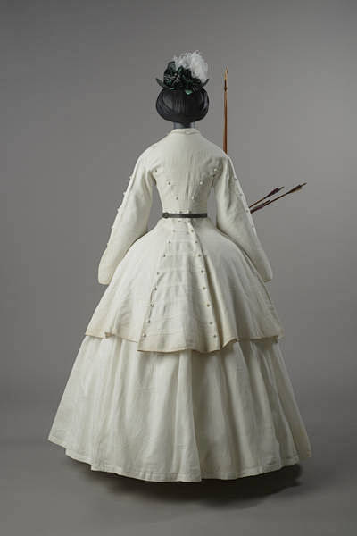 #服装# 1855 Museum of ...