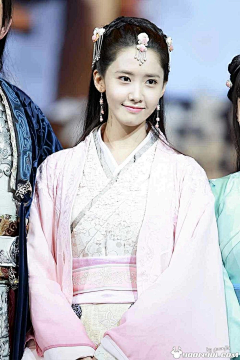 风中浪子520采集到林允儿（Yoona）