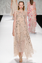 Monique Lhuillier Spring 2014 Ready-to-Wear Fashion Show
