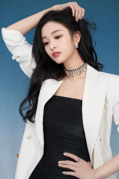 帅气女明星吴宣仪高清手机壁纸-今日头条