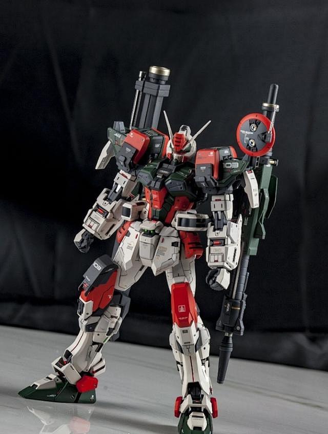 mg精涂版本炮击型机体暴风高达