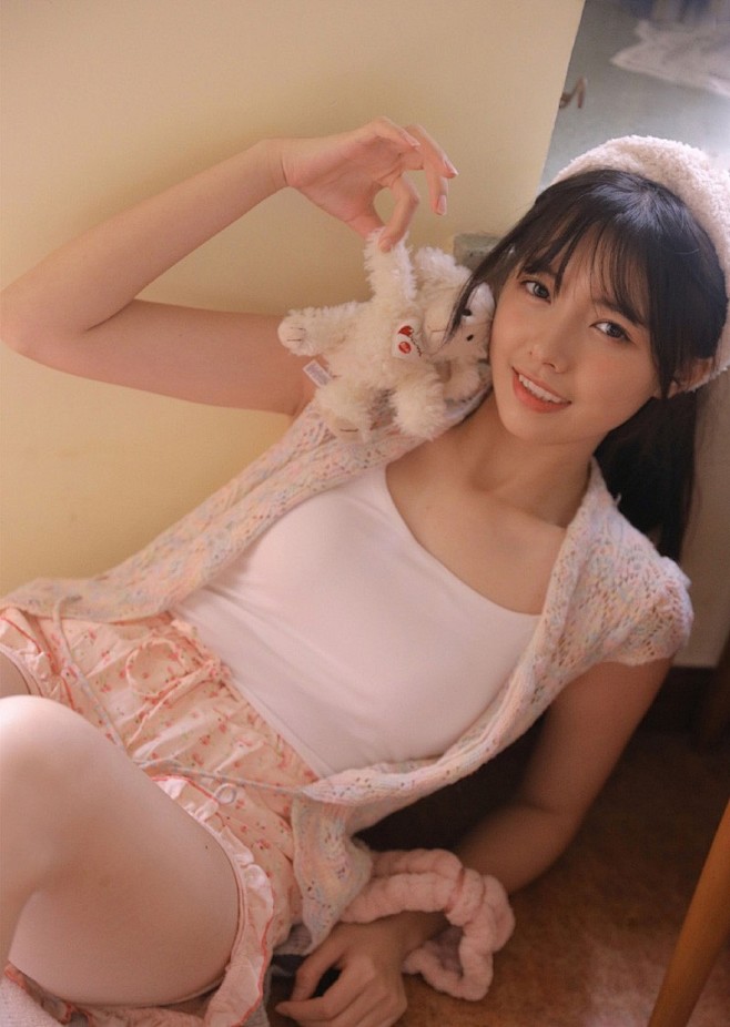 童年阳光里那一束美丽的花，花季少女唯美可...