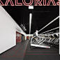 Kalorias Club Montijo, Setubal, 2015 - estúdio AMATAM : The KALORIAS brand is in a period of rejuvenation. Following the adjustment of its corporate image into a new dynamic and modern design, the placement of a new unit at Forum Montijo translates a new 