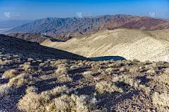 唐太斯在死亡谷的群山中所看到的美丽风景
