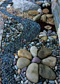 Garden pebble mosaic by Graham Fry http://www.windingpath.com/