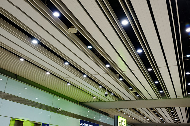 首都国际机场康平吊顶辐射板