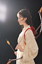 你是拥有山川河海的神明而我是因与神明交错而发光的少女神明少女老师︰@潘呀潘潘 @疯子Ch...7(94108)