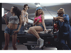 合成海报GIF动态图， 一次让你看个够！