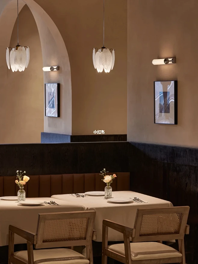 原创案例｜高颜值氛围感浪漫法式Bistro餐厅-花瓣网