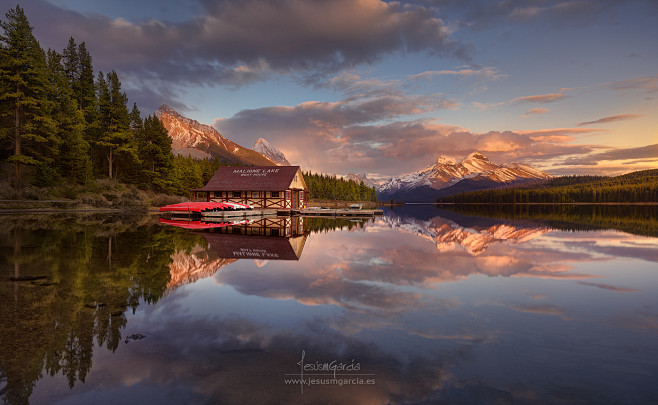 Canadian Rockies on ...