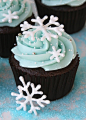 Snowflakes in winter cupcake 
