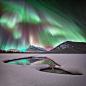 烈焰冰湖 · 北极光传说 - Eput摄影