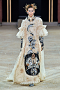 Guo Pei Fall 2019 Couture Fashion Show : The complete Guo Pei Fall 2019 Couture fashion show now on Vogue Runway.