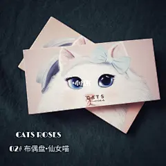 今日份试色分享‖这软萌的布偶盘太好rua了 :  猫语玫瑰猫奴十二色眼影盘 02 布偶盘·仙女喵 超萌的猫咪主题一眼就喜欢上了 整盘都是温温柔柔的那种 画上它整个人都柔软了下来～ . 乍一看和hudabeauty的沙漠玫瑰盘很像 都是那种粉紫色