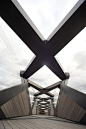 Weave Bridge Philadelphia. Architect: Cecil Balmond/Amman and Whitney. Structural Engineer: Arup Advanced Geometry Unit