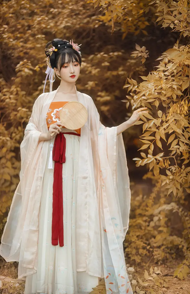 汉服图片_B-汉家衣裳图片素材-花瓣网