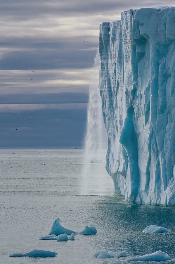 Austfonna冰川冰边缘 - 挪威