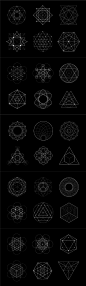 【200多种几何图形的组合形式】简单的三角形、圆形、矩形等几何图形组合可以转变出多少种奇妙的变换，同时这些图形还可以充分的运用到Logo、背景等设计元素中。