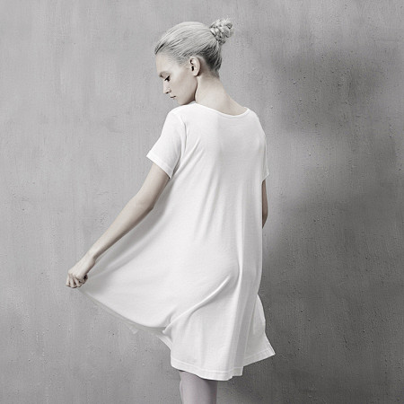 原创女装夏装新款 白色轻薄宽松不对称结构...