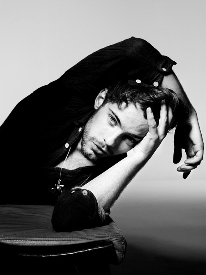 Harry Treadaway