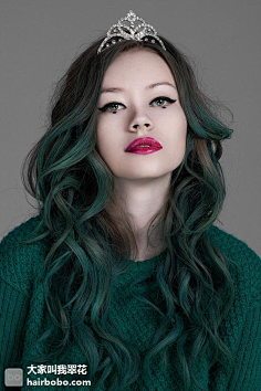 阴阳不愿两相隔采集到colorful hair