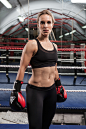 Fighters : personal project photographing two female boxers.