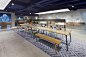 O2概念店by Dalziel & Pow, Manchester – UK 
西野设计培训官方微博地址：http://weibo.com/HEREdesigntraining  
#时尚大牌# #体验店设计# #室内设计# #设计# #商场设计# #手机体验店设计# #简约大气# #陈列设计# #数码产品体验店#