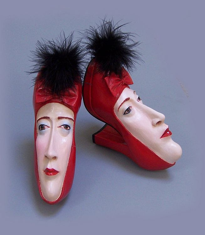 有脸的鞋子|美国艺术家Gwen Murp...