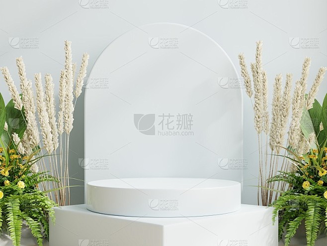 产品展示台以浅蓝色为背景装饰。