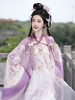 媝娫采集到汉服收集