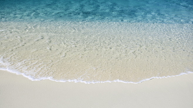 清新沙滩静谧的海水摄影电脑壁纸 - 44...