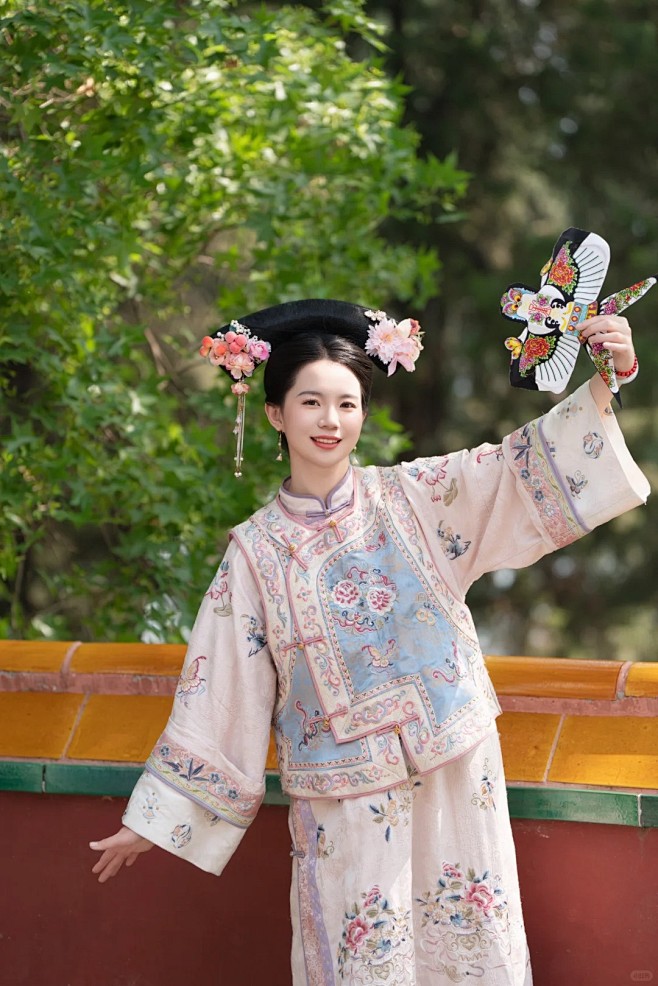 北京格格装拍摄成片来啦，花了299，完美_10_北京约拍的小吴子_来自小红书网页版