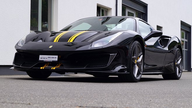 Ferrari 488 Pista Sp...