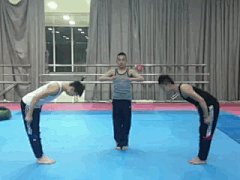 贺大王在此采集到GIF