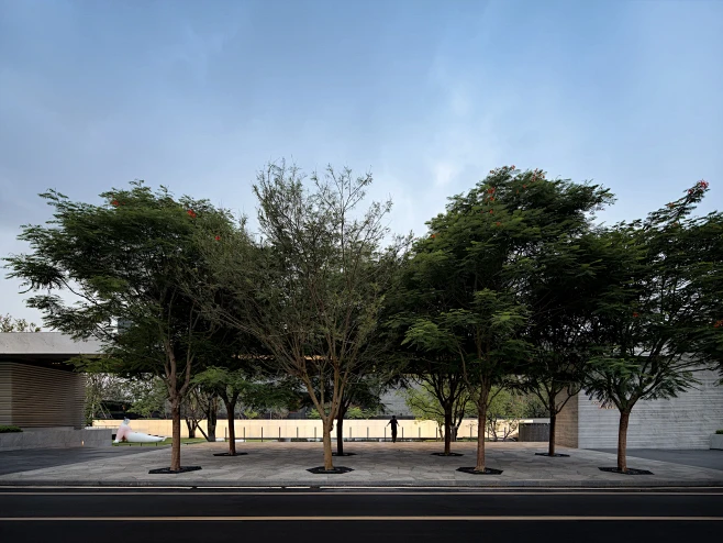 城市的风景，东莞华润旗峰润府城市展厅 / 承迹景观 – mooool木藕设计网-花瓣网