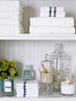 Beautiful bathroom styling and decorations: 