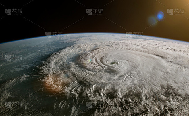 热带风暴(飓风、气旋或台风)的卫星图像。这张图片的元素由美国宇航局提供。