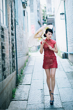 中网美女录采集到旗袍服饰