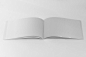 美国信纸规格宣传册内页版式设计前视图样机 US Half Letter Brochure Mockup Front View - 设汇