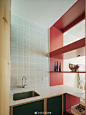 设计美学集6月9日 19:30 来自 微博 weibo.com公寓 | Azab carries out colourful update of Inner Home apartment in Bilbao